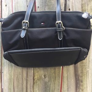 Tommy Hilfiger black hand bag or shoulder bag!!